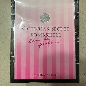 Victoria's Secret Bombshell Eau de Parfum - Pink and Black